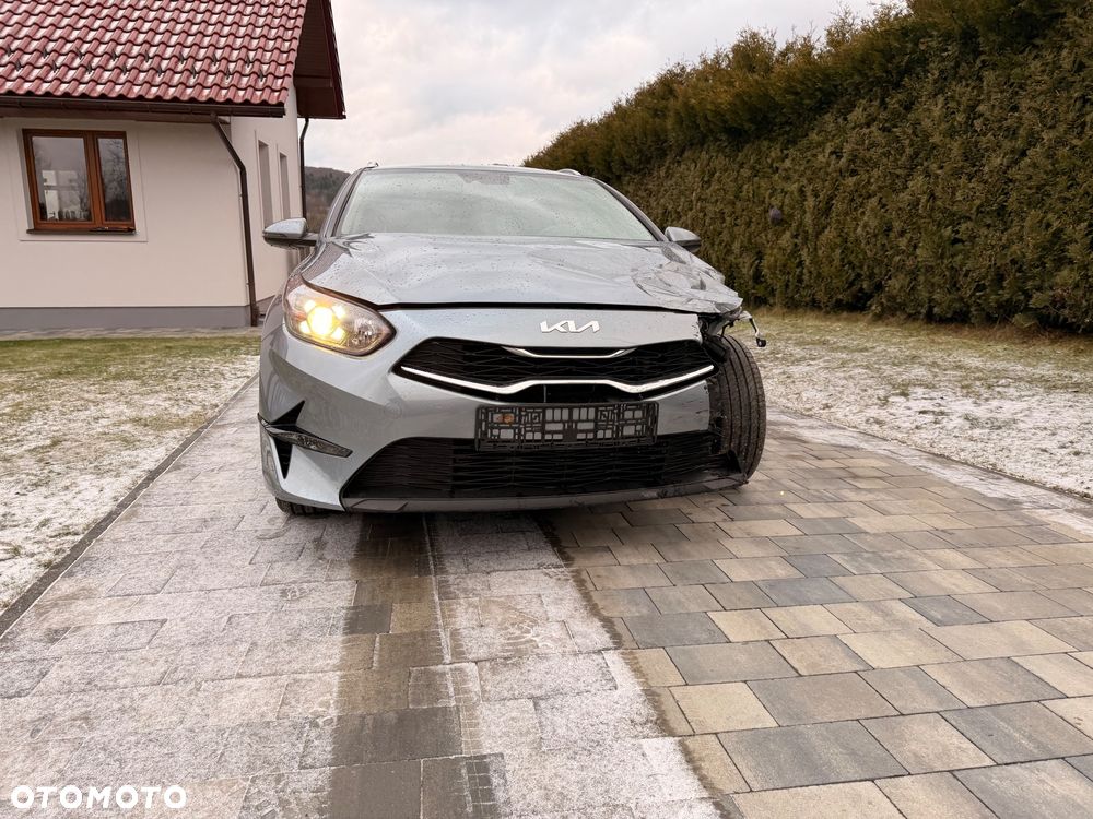 Kia Ceed 1.5 T-GDI DCT7 OPF Vision - 10