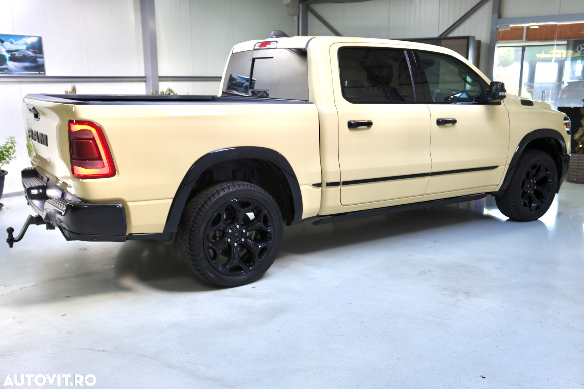 Dodge RAM - 6