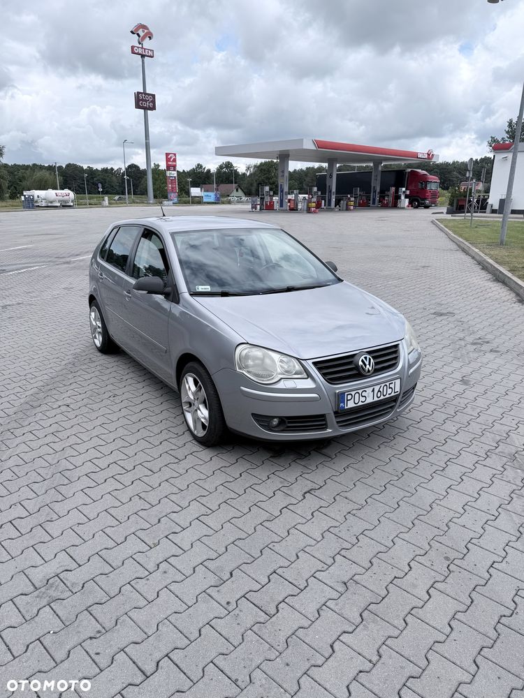 Volkswagen Polo - 1