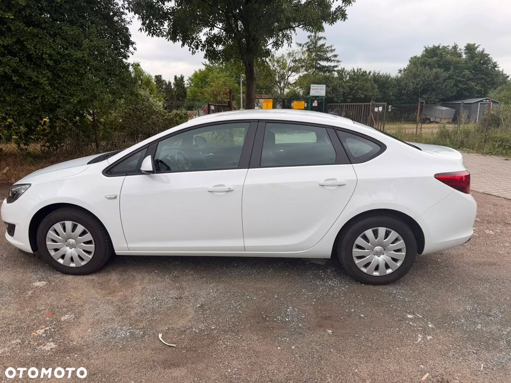 Opel Astra - 3
