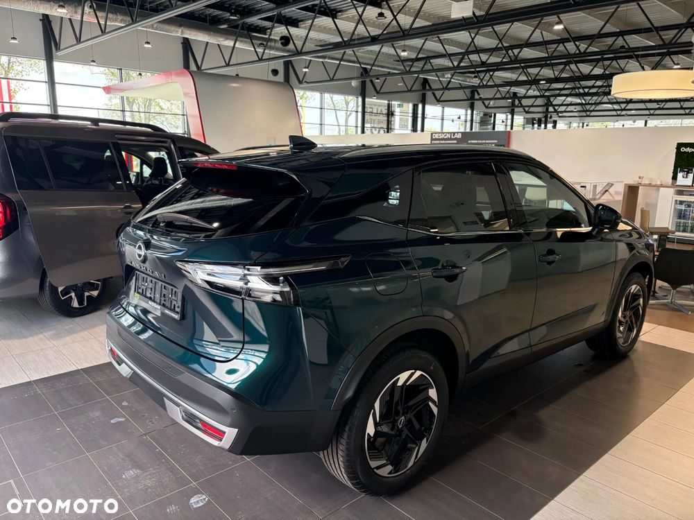 Nissan Qashqai 1.3 DIG-T mHEV N-Connecta Xtronic - 4