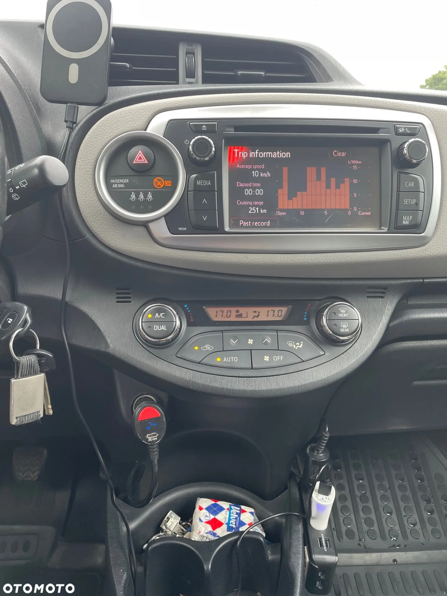 Toyota Yaris 1.33 Sol - 13
