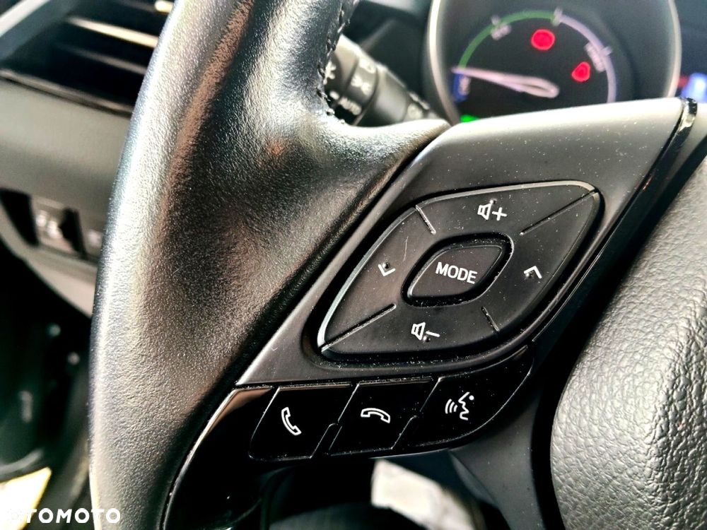 Toyota C-HR - 16