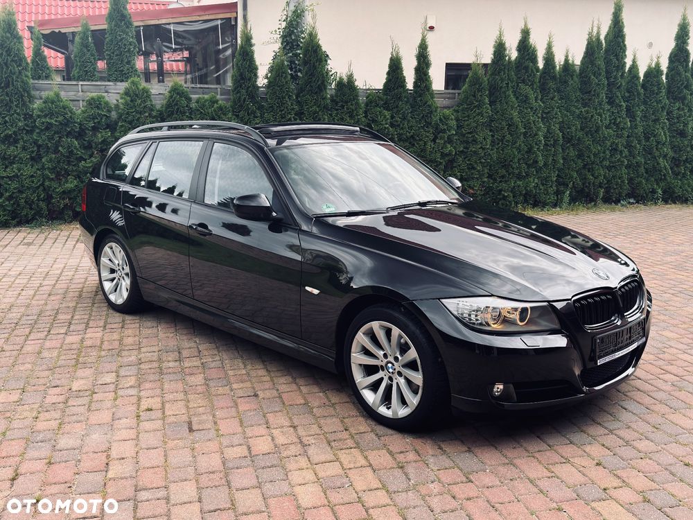 BMW Seria 3 320d DPF Touring - 2