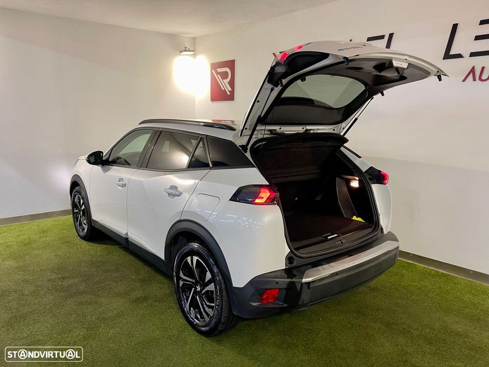 Peugeot e-2008 50 kWh Allure - 30