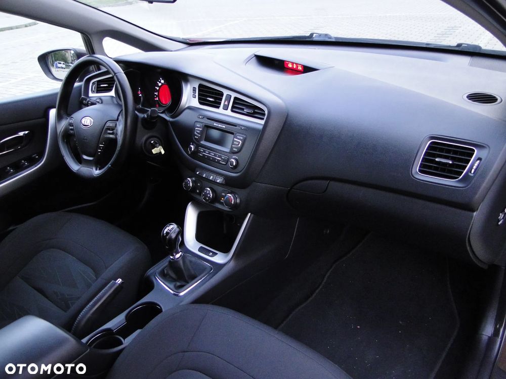 Kia Ceed 1.4 CVVT Vision - 20