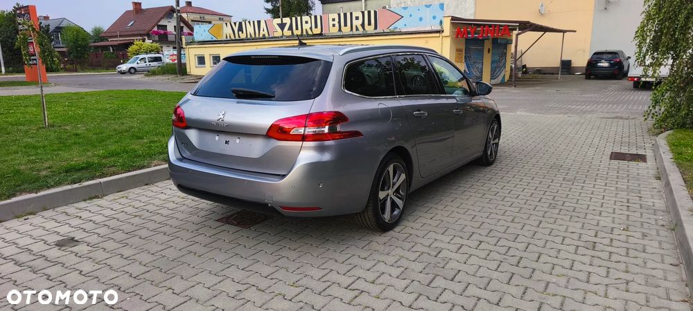 Peugeot 308 - 16
