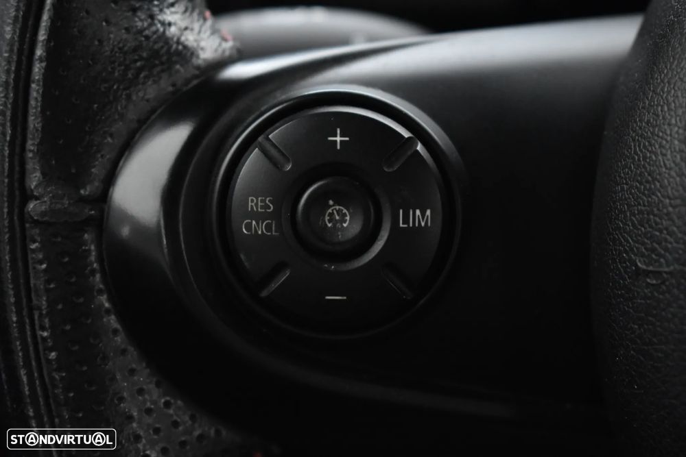 MINI Cabrio One - 30