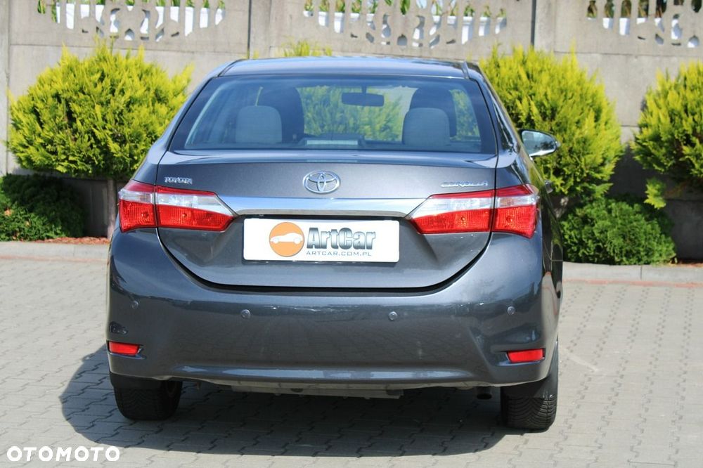 Toyota Corolla - 18