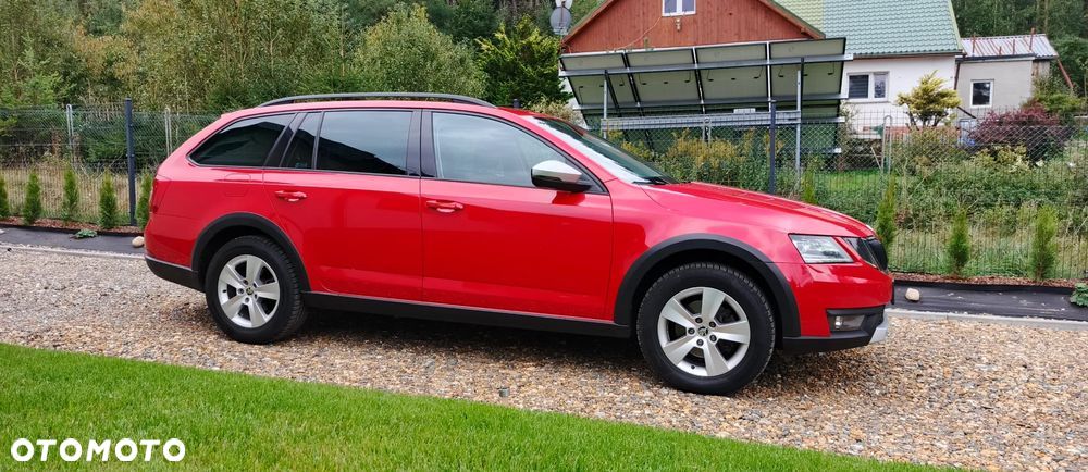 Skoda Octavia 2.0 TDI 4x4 Ambition DSG - 3