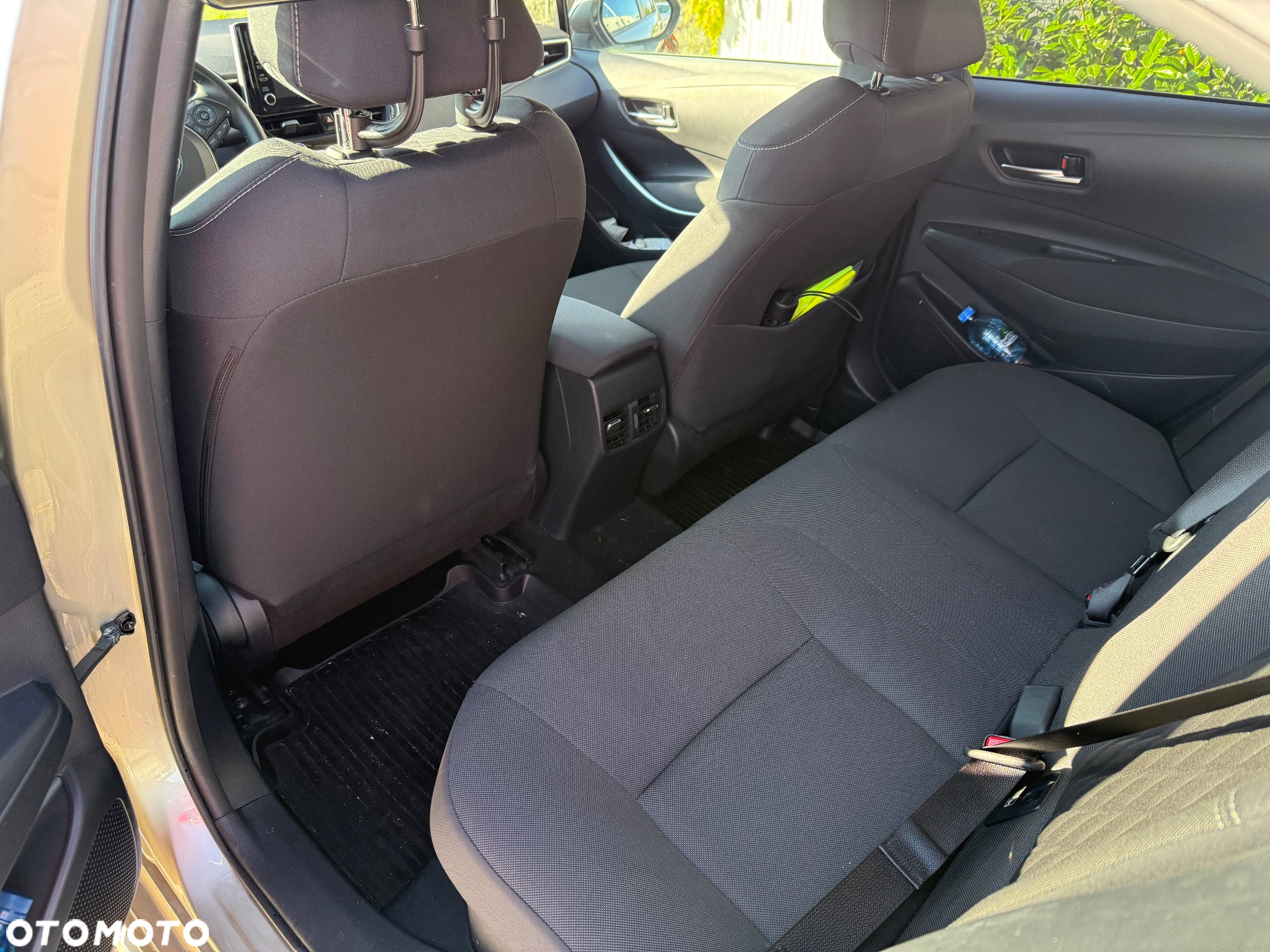 Toyota Corolla 1.8 Hybrid Active - 6
