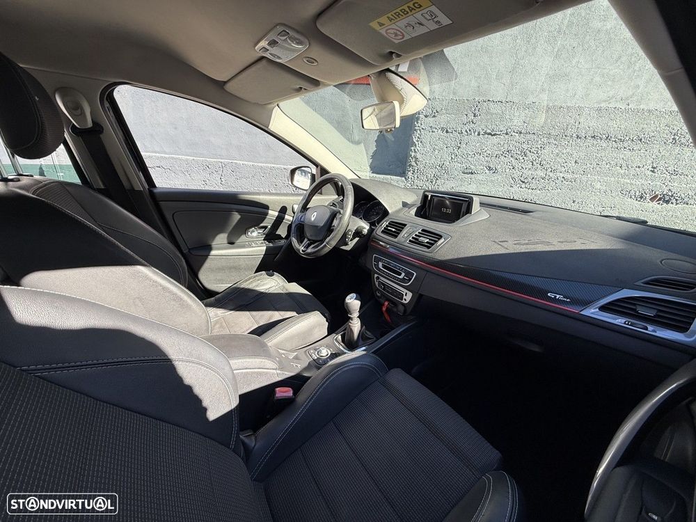 Renault Mégane Sport Tourer 1.6 dCi GT Line J18 - 9