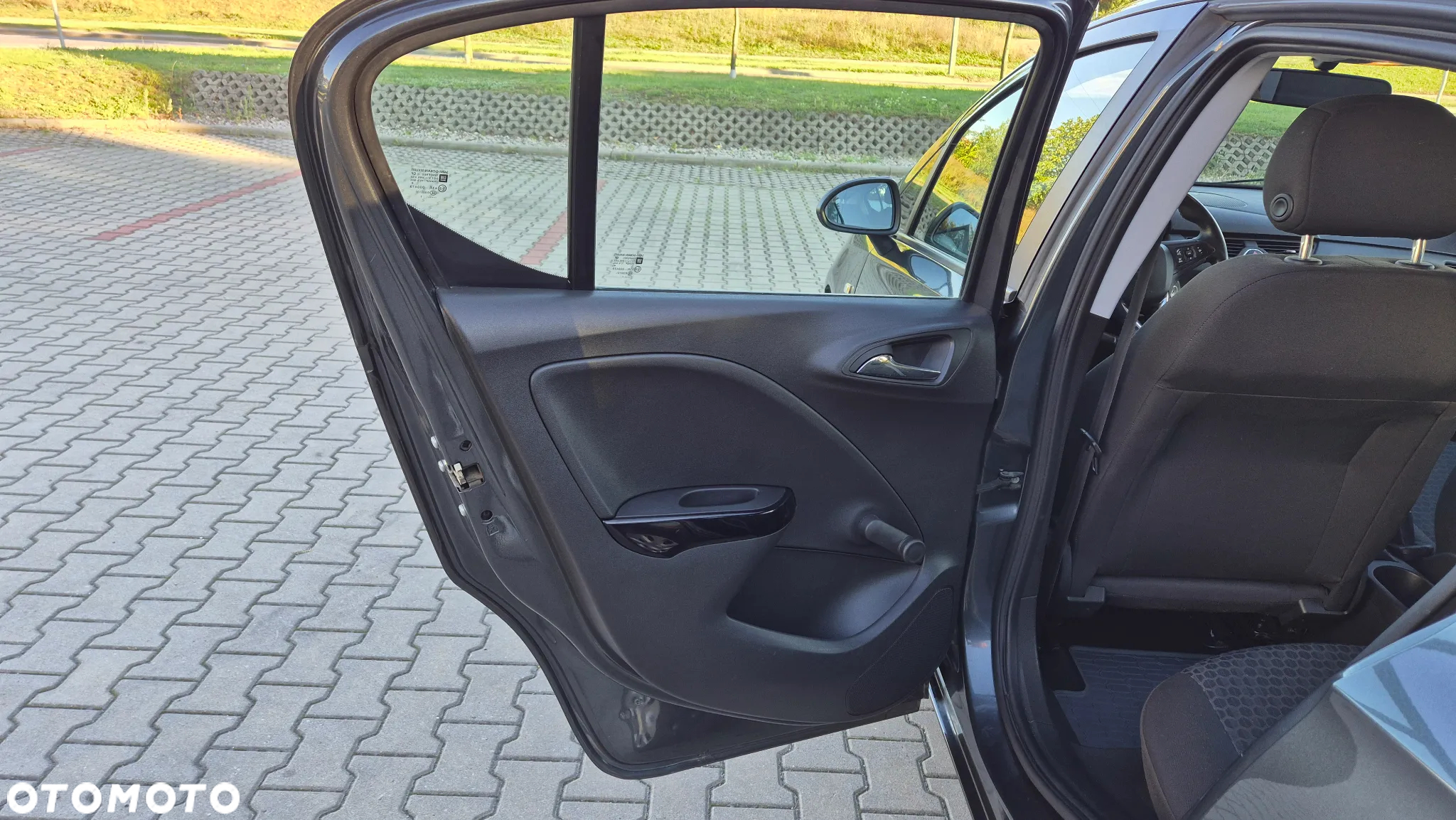 Opel Corsa 1.4 Enjoy - 15