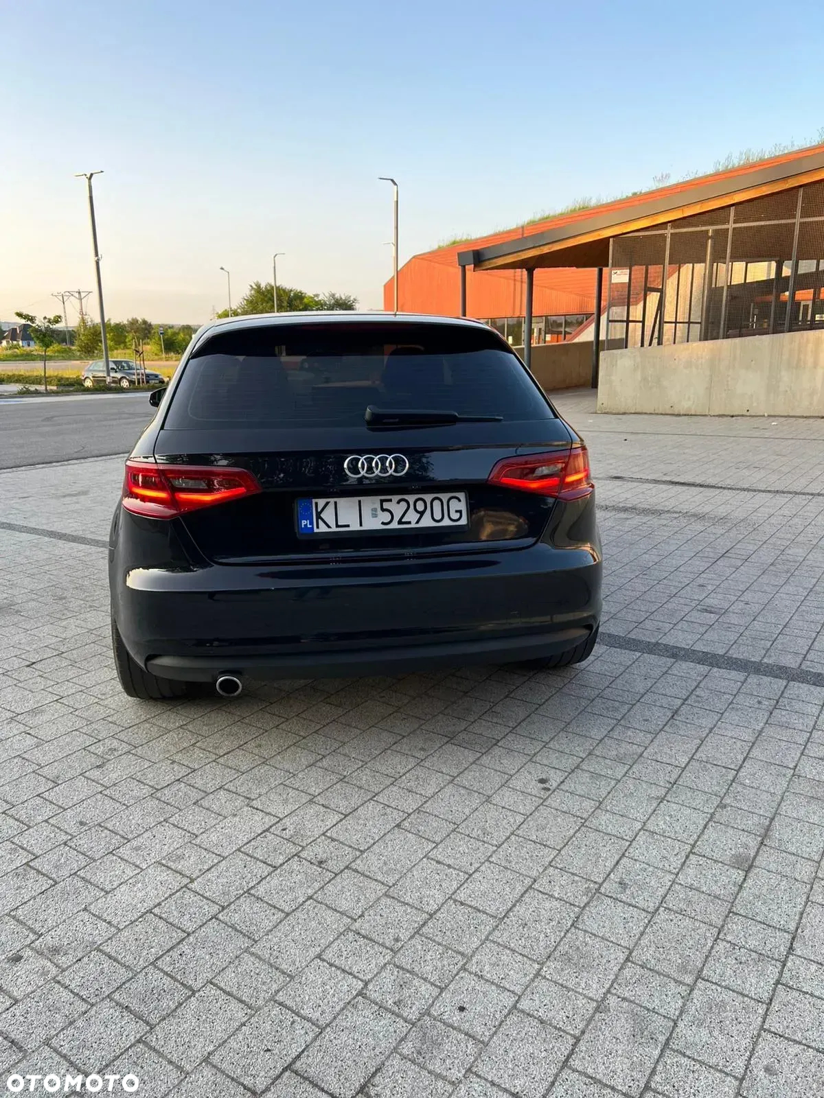 Audi A3 1.6 TDI DPF Ambiente S tronic - 5