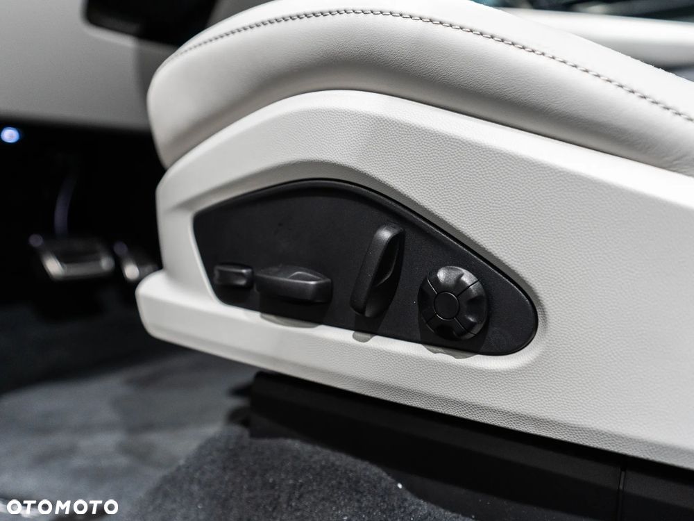 Porsche Macan 4 100kWh - 27