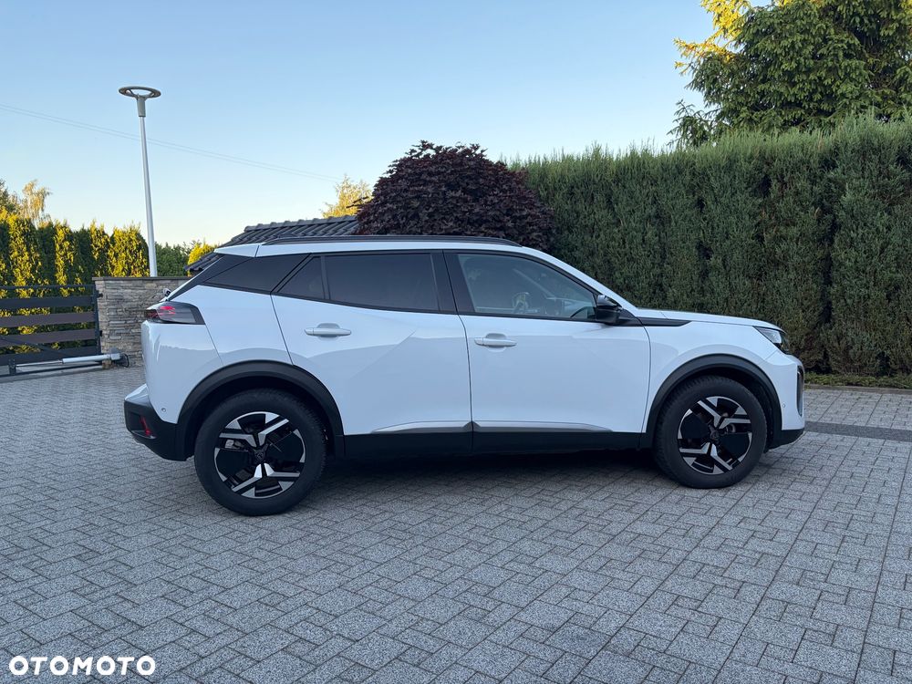 Peugeot 2008 1.2 PureTech Active S&S EAT8 - 4
