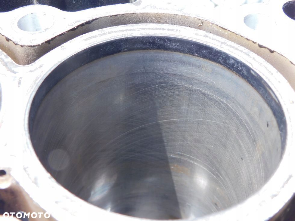 Blok silnika 1.6 D HDI TDCI Euro 4 Peugeot Citroen Volvo Mazda Fiat 90 110 - 13