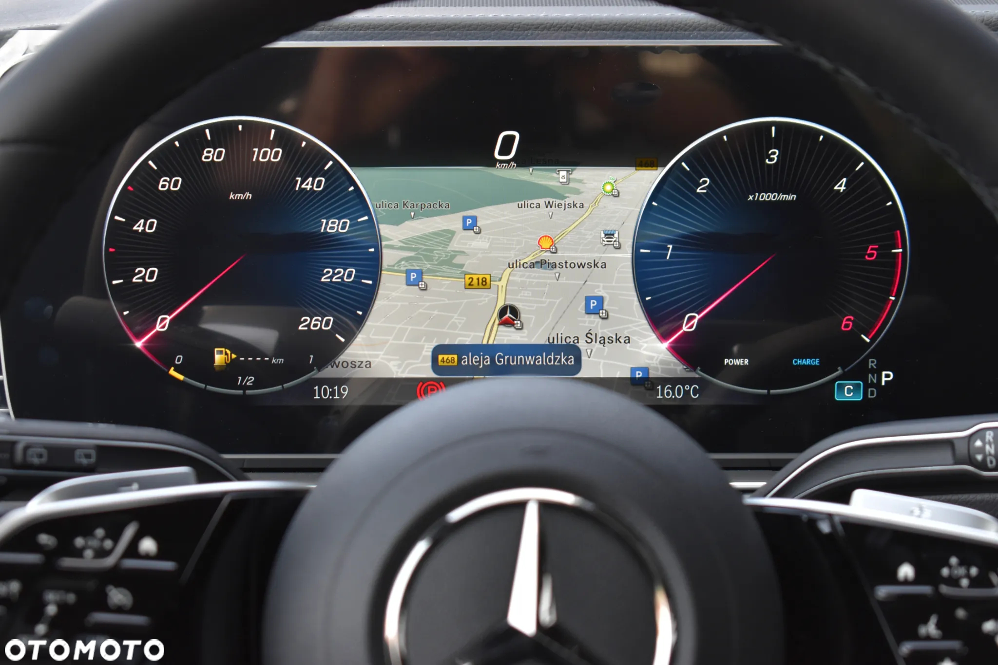 Mercedes-Benz GLE 300 d 4Matic 9G-TRONIC AMG Line Advanced Plus - 18