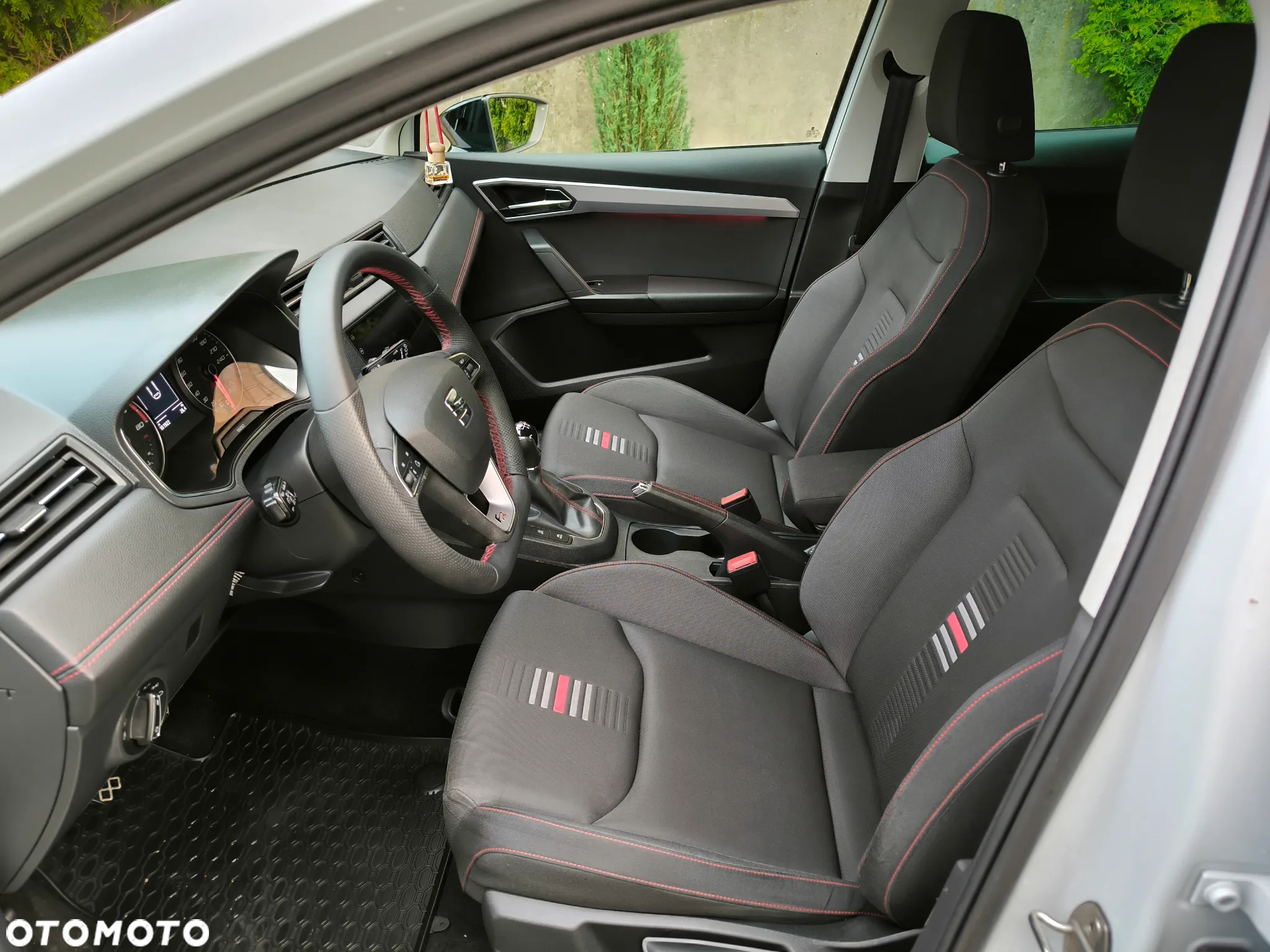 Seat Ibiza 1.0 EcoTSI S&S FR - 12