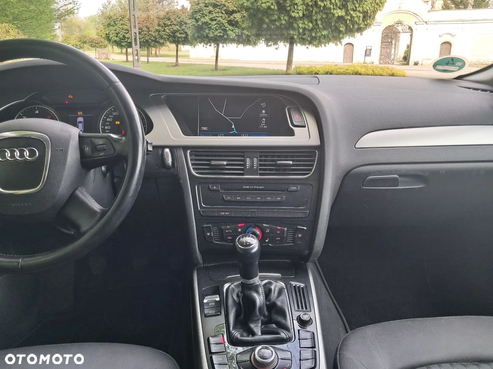 Audi A4 Avant 2.0 TDI DPF Ambition - 11