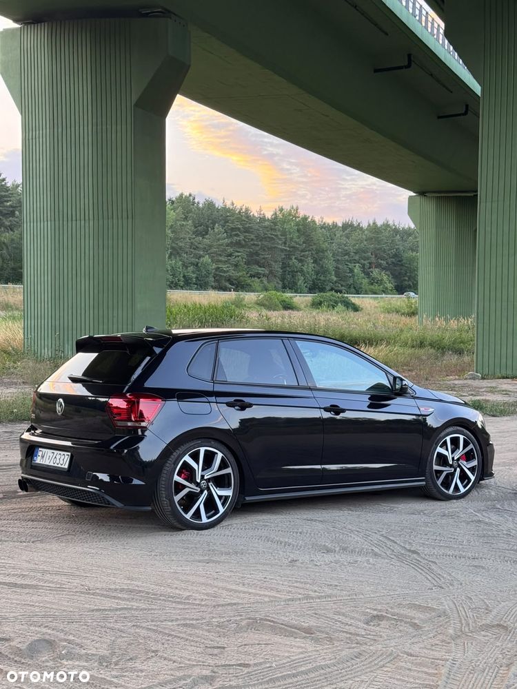 Volkswagen Polo 2.0 TSI DSG GTI - 8
