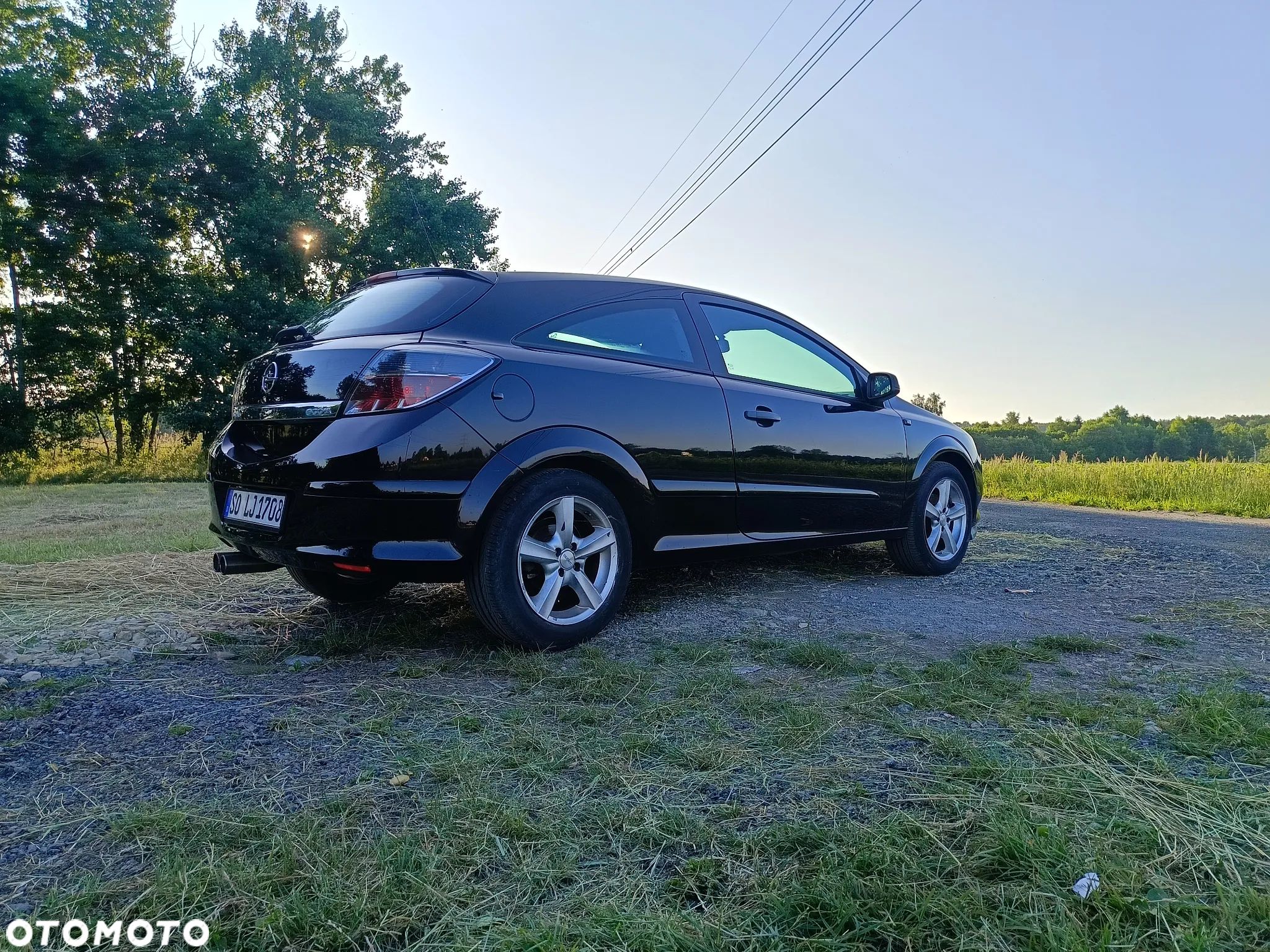 Opel Astra III GTC 1.4 Enjoy - 1