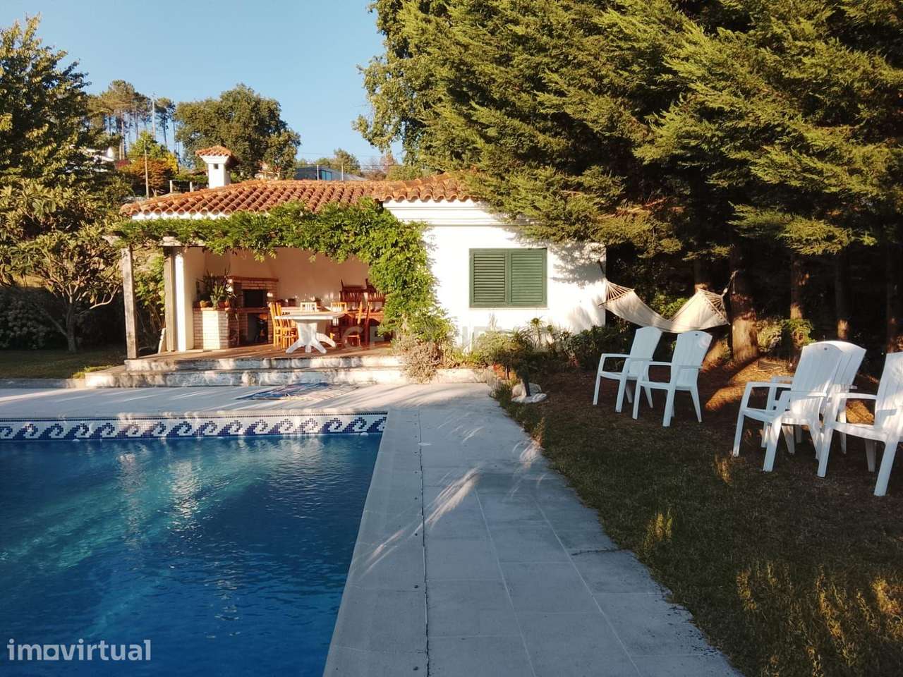 Moradia T5  com Piscina de Agua Salgada em Castro Daire - Grande imagem: 4/60