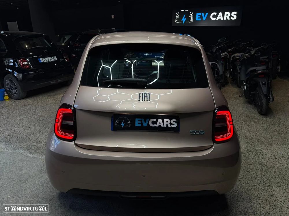 Fiat 500e 42kWh ICON - 32