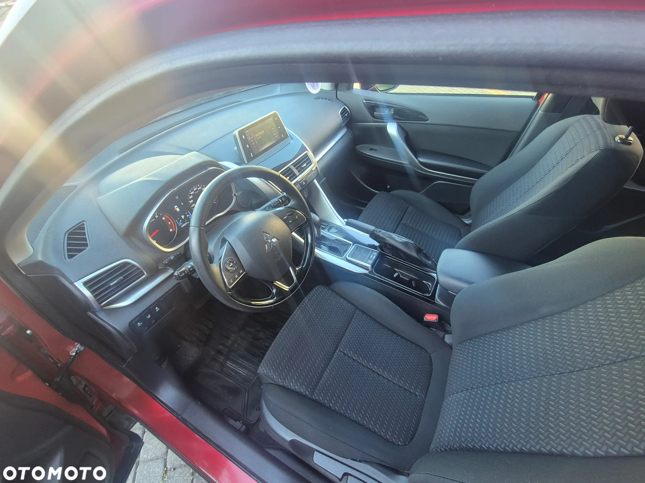 Mitsubishi Eclipse Cross 1.5 T-MIVEC ClearTec CVT 2WD Diamant Edition Plus - 14