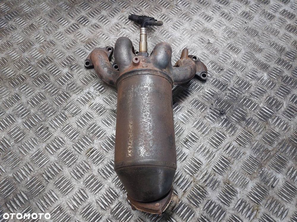 KOLEKTOR WYDECHOWY + KATALIZATOR PUSTY ASTRA H 1.4 16V 13106545 24434790 - 1