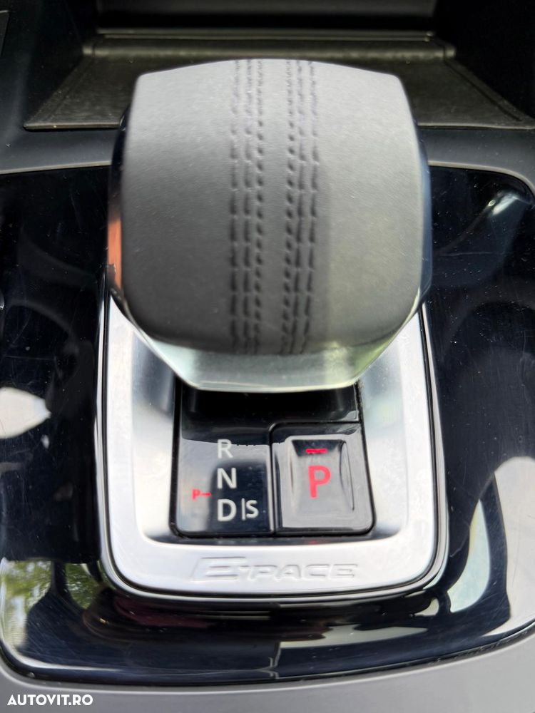 Jaguar E-Pace P250 AWD Aut. SE - 27