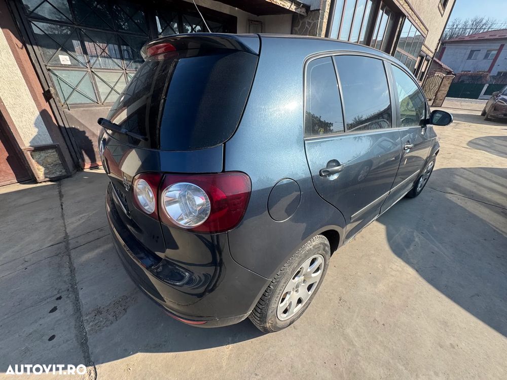 Dezmembram Volkswagen Golf 5 Plus 1.9 BKC - 3