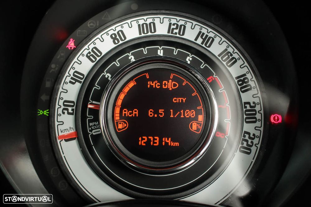 Fiat 500C 1.0 Hybrid Connect - 12