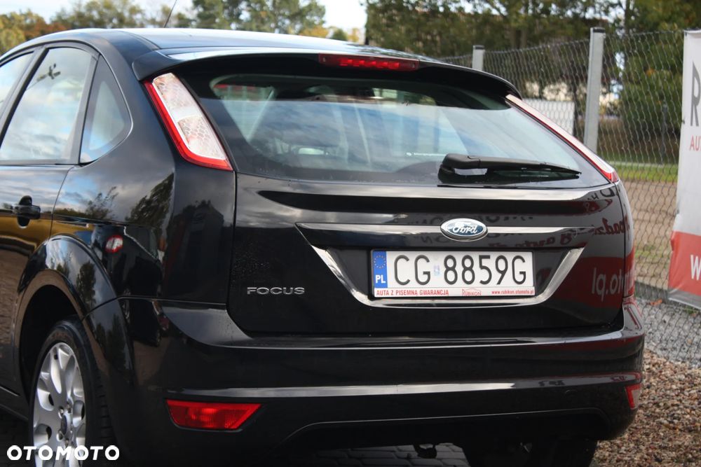 Ford Focus 1.6 Ti-VCT Sport - 13