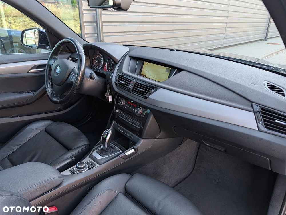 BMW X1 xDrive25d Sport Line - 12