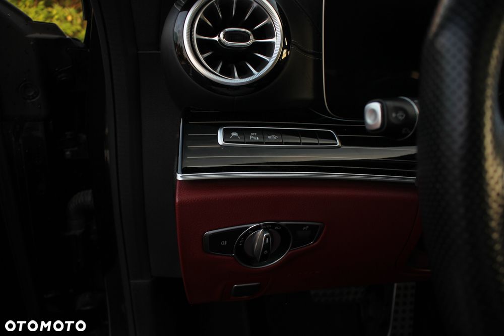 Mercedes-Benz CLS - 22