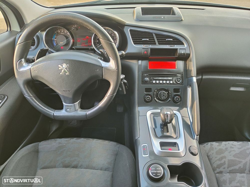 Peugeot 3008 2.0 HDi Hybrid4 - 39