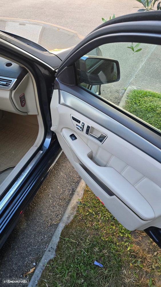 Mercedes-Benz E 300 Bluetec Hybrid Avantgarde - 20