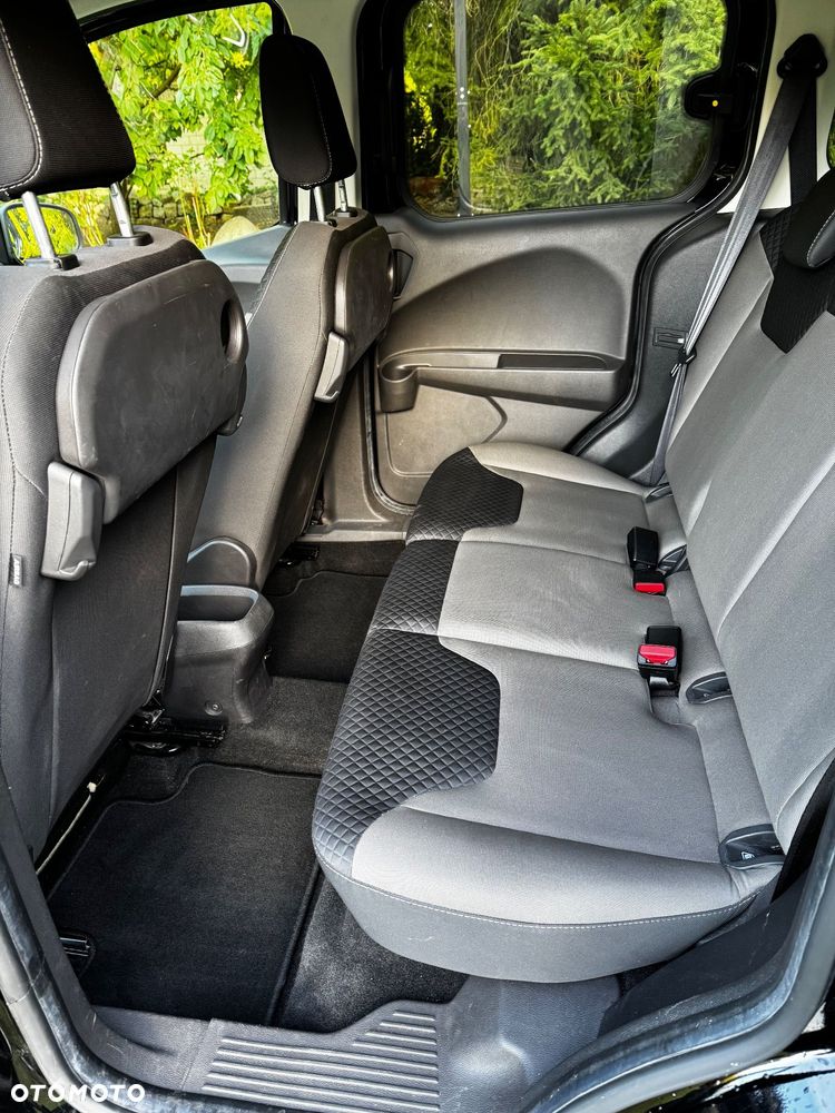 Ford Tourneo Courier 1.0 EcoBoost Titanium - 6