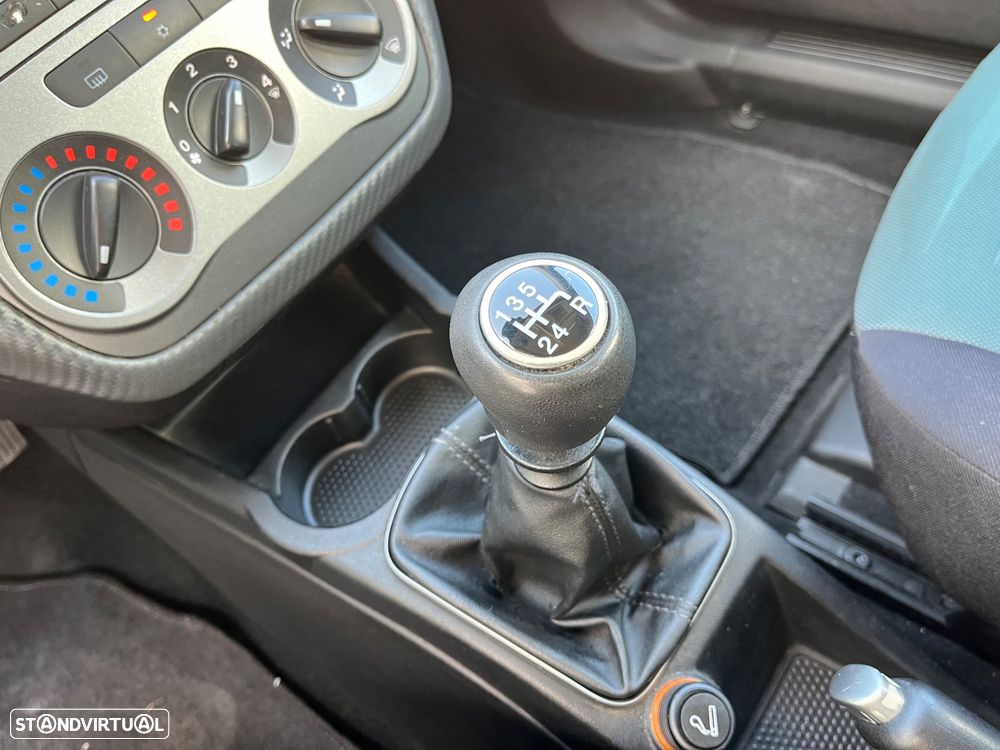 Fiat Punto 70 JTD Multijet Dynamic — fotografia 36