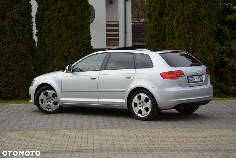Audi A3 Sportback 1.8 TFSI Attraction S tronic - 5