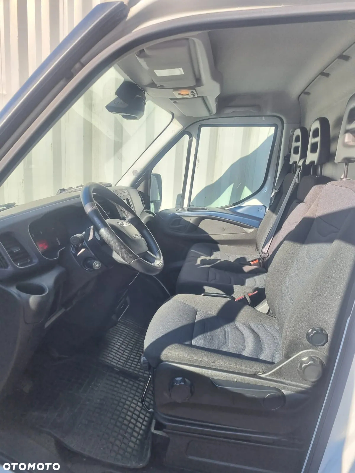 Iveco DAILY 35S15 - 5