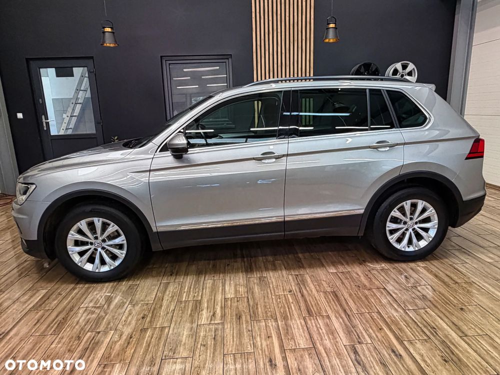Volkswagen Tiguan - 11