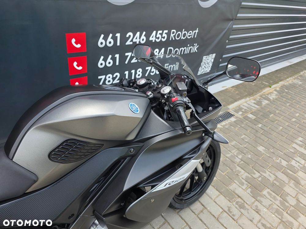 Yamaha YZF - 20
