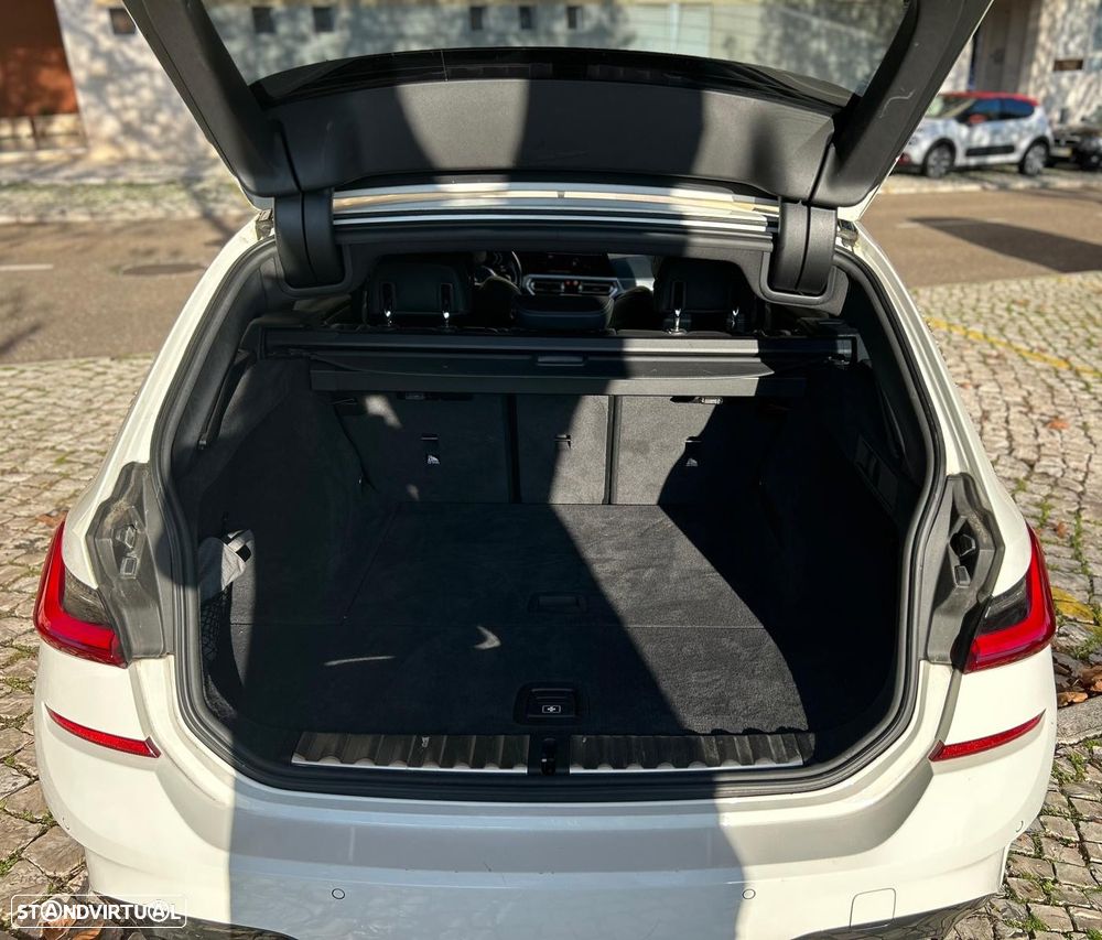 BMW 330 i Aut. M Sport - 9