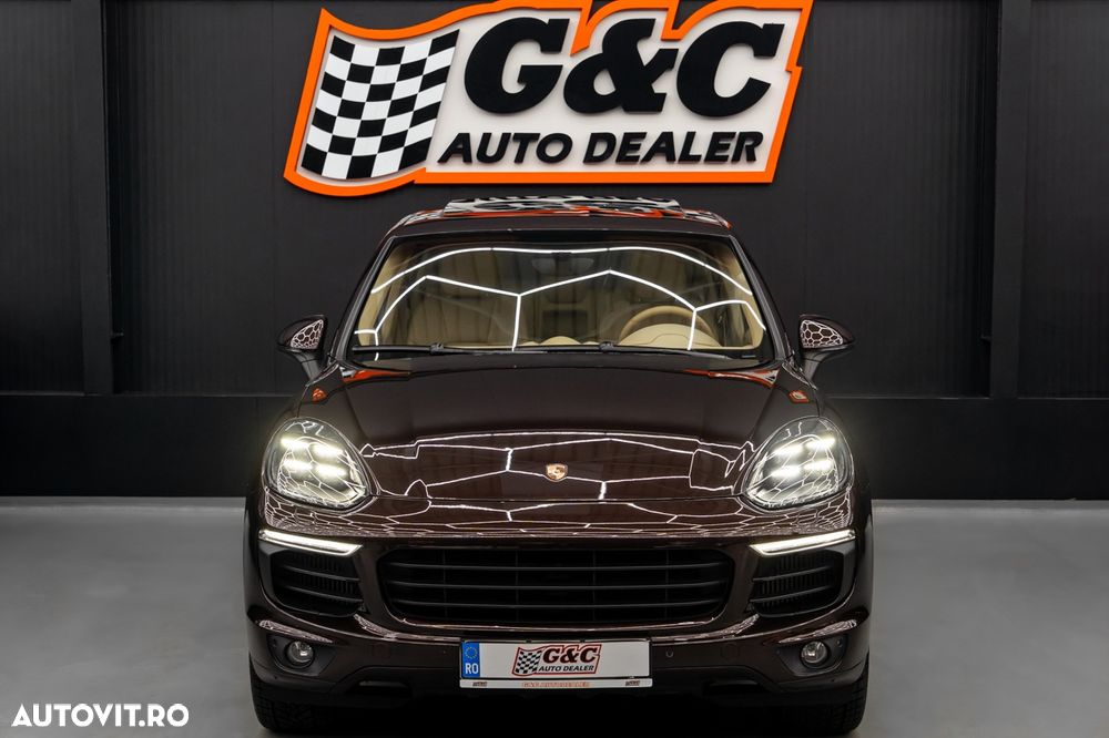 Porsche Cayenne S Tiptronic S - 2