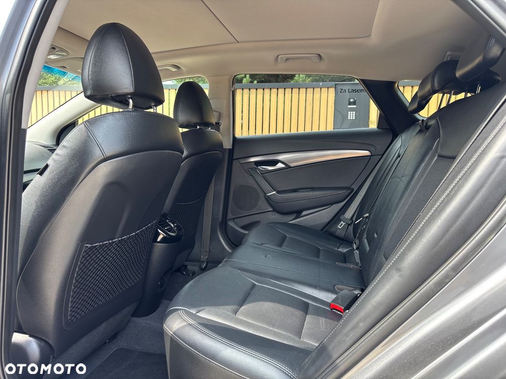 Hyundai i40 1.7 CRDi Premium DCT - 16
