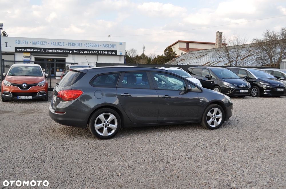 Opel Astra 1.4 Turbo 150 Jahre - 6