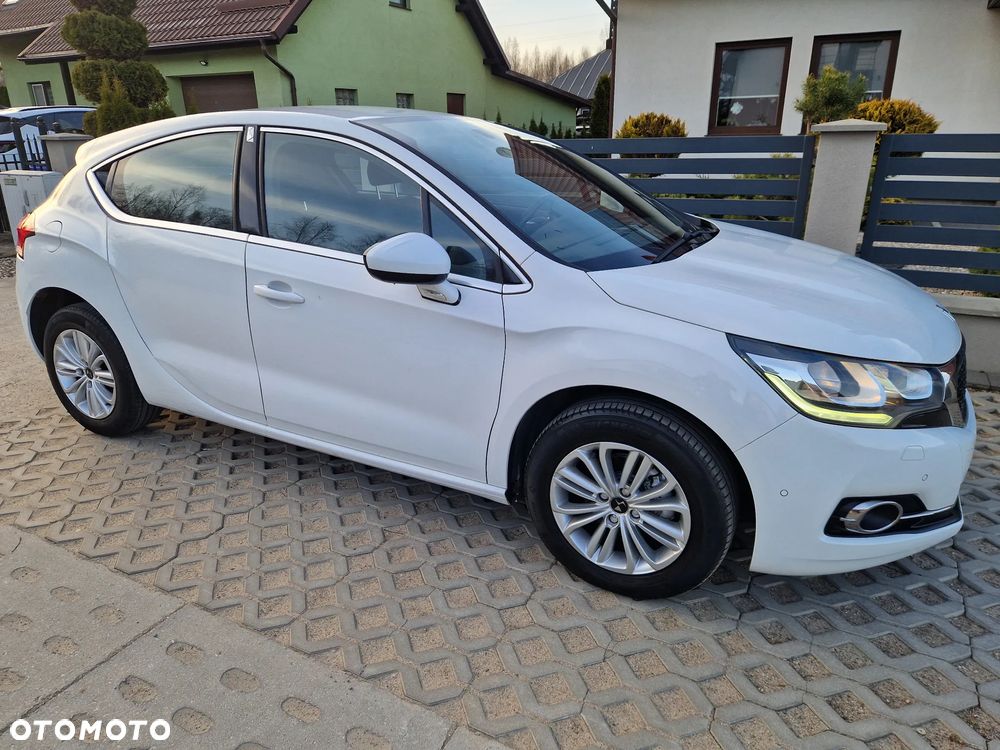 DS Automobiles DS 4 - 10