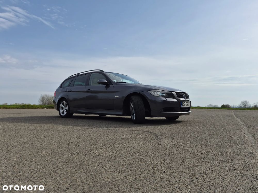 BMW Seria 3 320d - 14